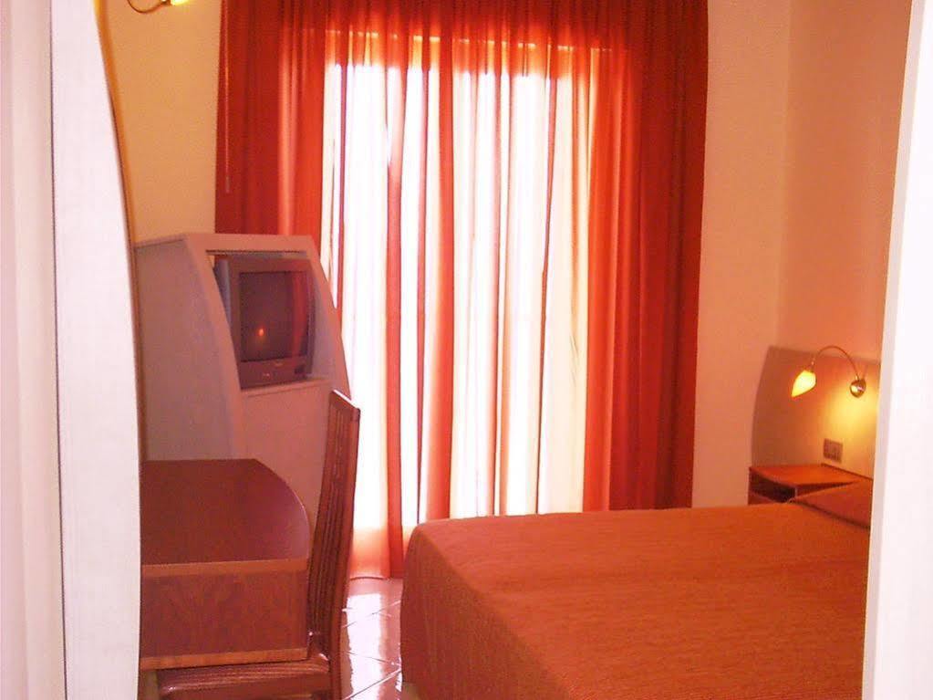 Meridian Hotel Guardia Piemontese Terme Exterior photo